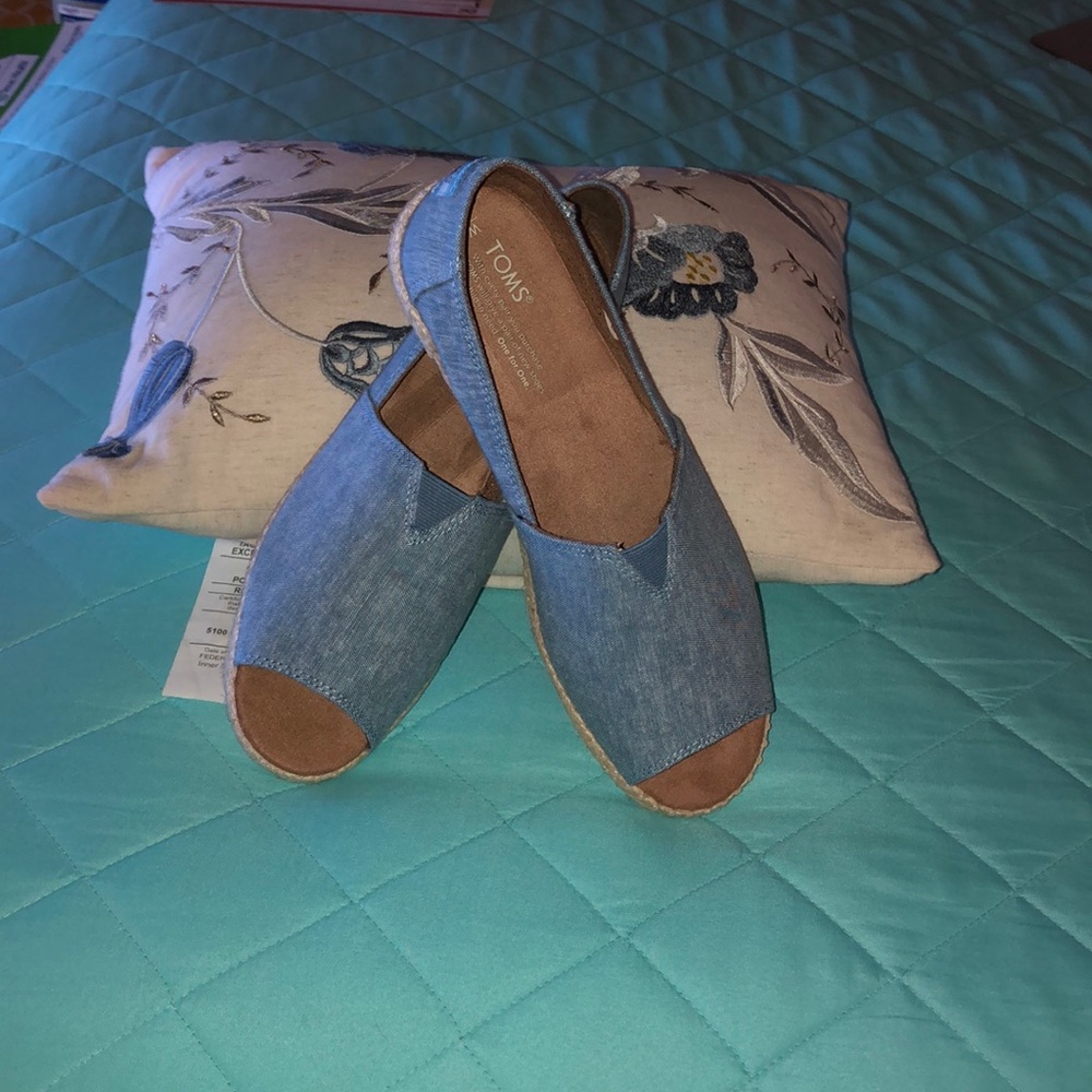 Toms Alpargata open toe